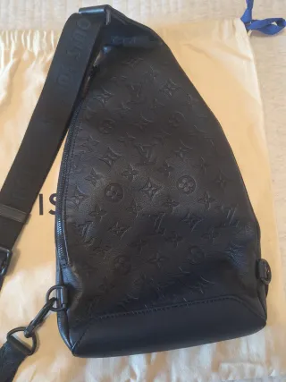 Riñonera Louis Vuitton Negra