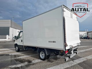 IVECO DAILY 35C14 CON EQUIPO DE FRÍO Y PLATAFORMA