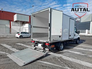 IVECO DAILY 35C14 CON EQUIPO DE FRÍO Y PLATAFORMA