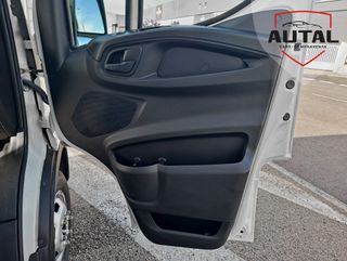 IVECO DAILY 35C14 CON EQUIPO DE FRÍO Y PLATAFORMA