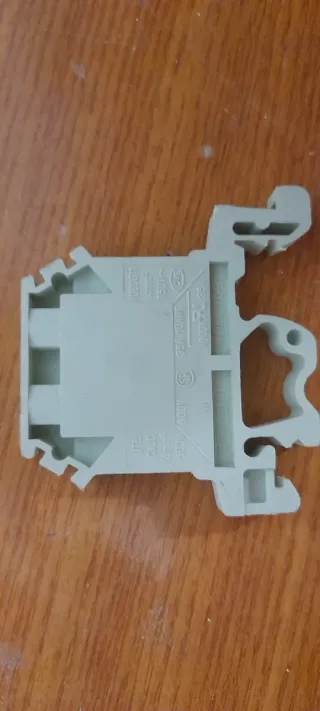 Morsetti per guida din 35a 4mm2