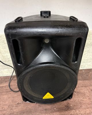 Diffusore attivo Behringer Eurolive B212D