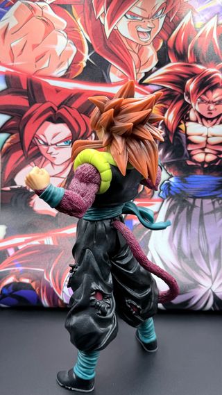 Figura Gogeta Super Saiyan 4 SSJ4