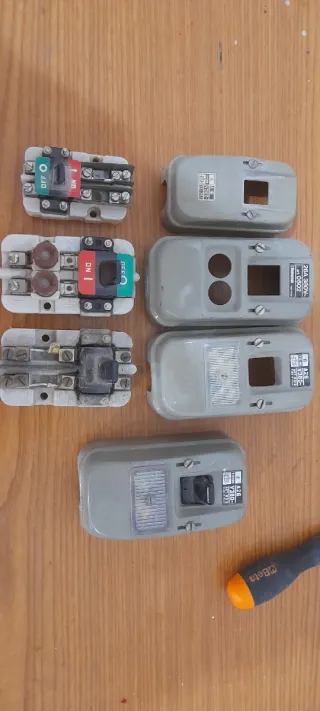 4 interruttori sezionatore a fusibili ceramica