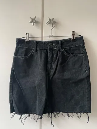 Falda mini efecto piel de serpiente