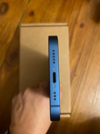 iPhone 13 Azul 256GB + funda + cristal templado