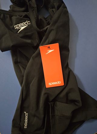 Bañador deportivo mujer Speedo negro a estrenar