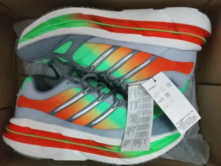 Adidas Adistar HRMY Talla 42 Edición especial.