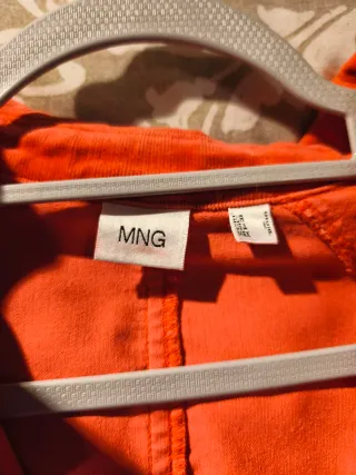 Chaqueta pana Mango roja