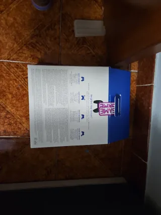 Mando de videojuegos negro