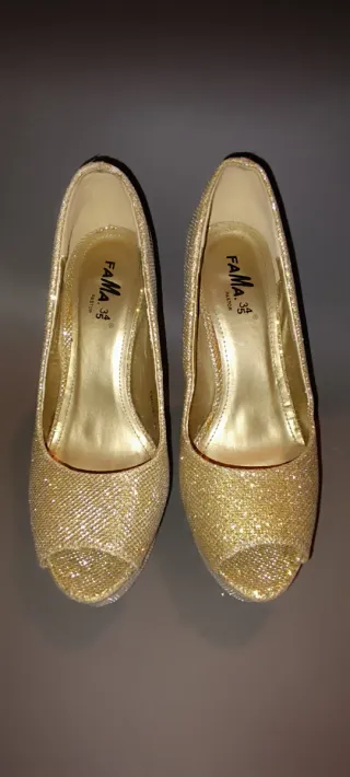 Tacones dorados plataforma talla 38