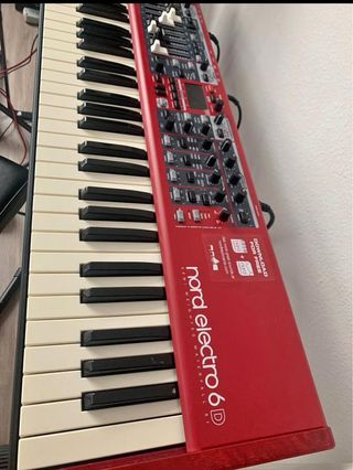Nord Electro 6D Teclado