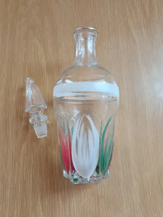 Botella licorera de cristal decorada