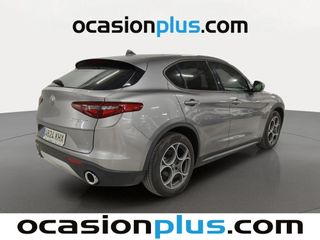 Alfa Romeo Stelvio 2.2 Diesel Super RWD 110 kW (150 CV)