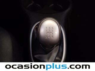 Nissan Micra 1.2G Acenta 59 kW (80 CV)