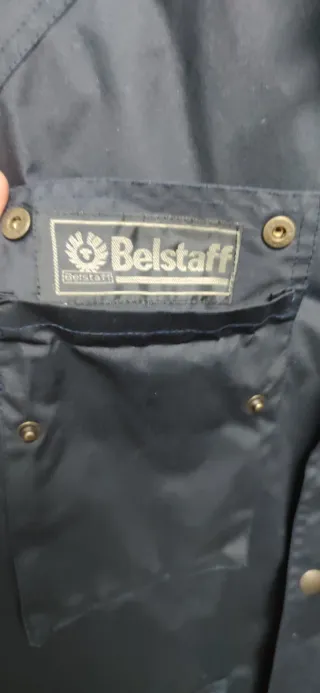 Chaqueta Belstaff trialmaster negra.