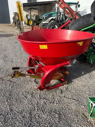 Abonadora Agrex Roja