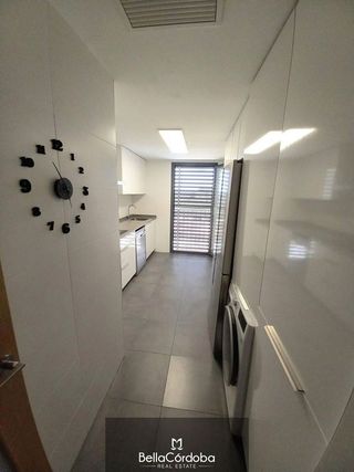 Piso en venta en Poniente-Norte - Miralbaida - Parque Azahara en Córdoba