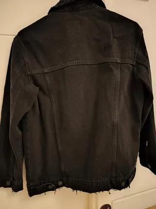 Chaqueta vaquera negra