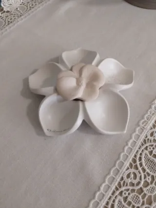 Portaprofumatore fiore in ceramica