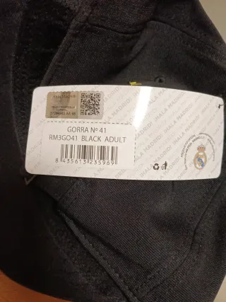 Gorra Real Madrid Negra y Dorada