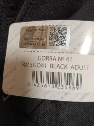 Gorra Real Madrid Negra y Dorada