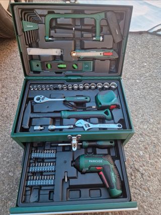 Caja de herramientas Parkside verde N*2