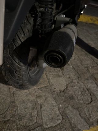 Escape Leovince para Moto