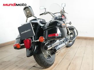 YAMAHA XVS 650 DRAG STAR CLASSIC