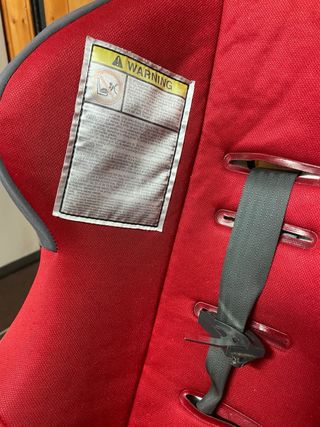 Silla de coche infantil Chicco roja
