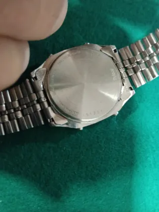 Reloj pulsar para revisar o piezas
