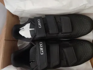 Zapatillas Ciclismo carretera Giro Negras Velcro