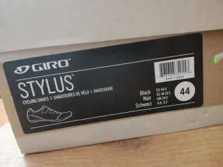 Zapatillas Ciclismo carretera Giro Negras Velcro