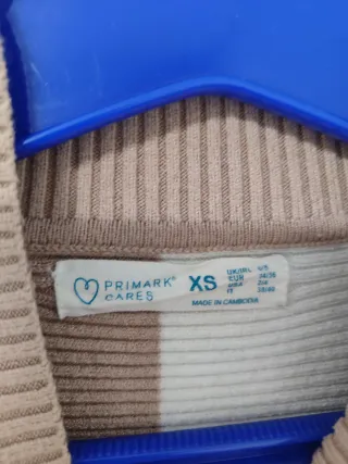 Jersey bicolor cuello alto