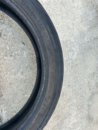 Pirelli Diablo Rosso IV 120/70R17