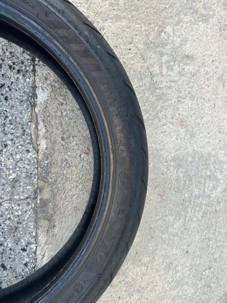 Pirelli Diablo Rosso IV 120/70R17