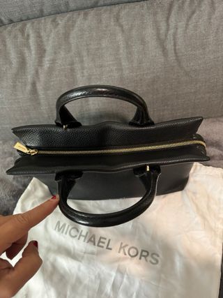 Bolso Michael Kors Negro Piel Texturizada