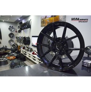Juego de 4 Llantas BMW 18 M3 F80 Black BMW BM078