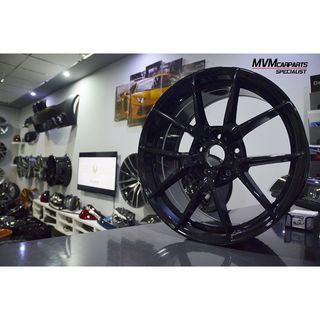 Juego de 4 Llantas BMW 18 M3 F80 Black BMW BM078