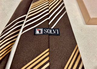 Corbata a rayas diagonales de seda natural