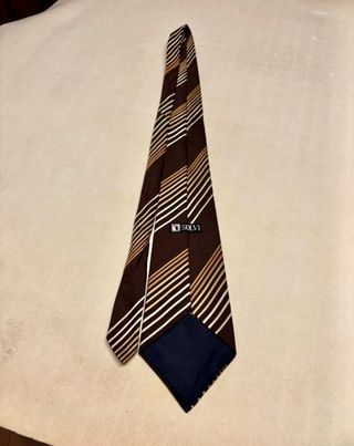 Corbata a rayas diagonales de seda natural