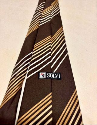 Corbata a rayas diagonales de seda natural