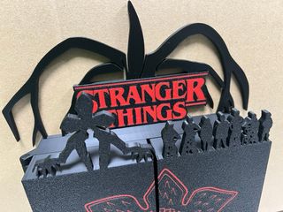 Expositor Funko kinder joy de Stranger Things