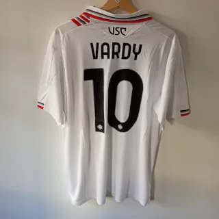 Camiseta Vardy XL Cremonese Serie A 25-26 #10