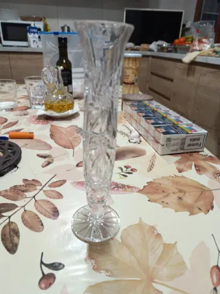Jarrón de cristal tallado