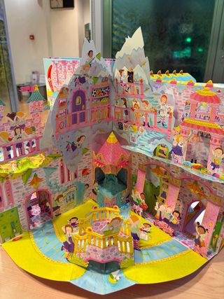 Cuento pop up El colegio de las Hadas