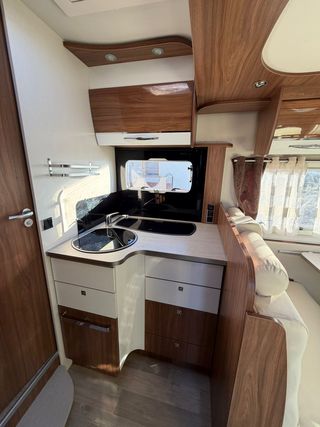 Autocaravana Pilote P746 Essentiel