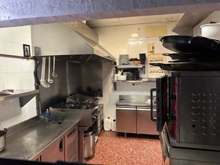 Traspaso Bar de Tapas con Terraza 25 Mesas – Centr