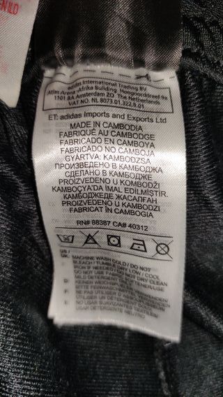 Chándal Adidas Negro Talla 170cm/15 años Impecable