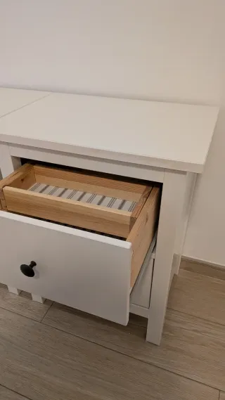 Mesitas de noche Ikea Hemnes blanca